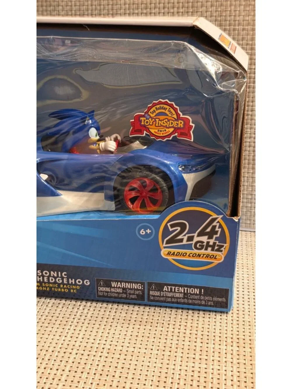 SONIC THE HEDGEHOG RADIO CONTROLLED CAR TURBO BOOST TEAM SONIC RACING RC 2.4 GHZ